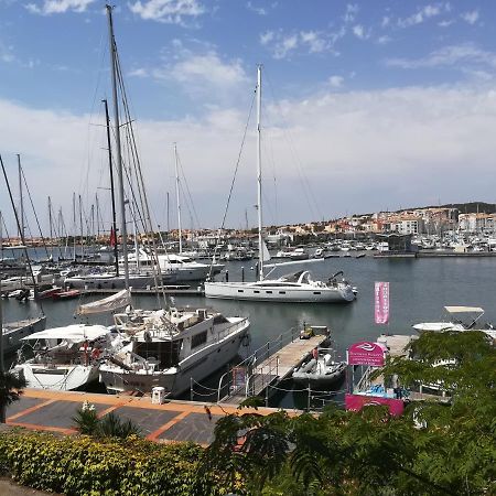 Appartement 1Ere Ligne Vue Port Avec Balcon, Piscine Agde Buitenkant foto