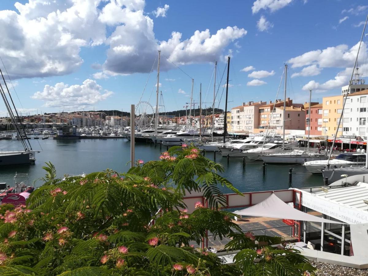 Appartement 1Ere Ligne Vue Port Avec Balcon, Piscine Agde Buitenkant foto